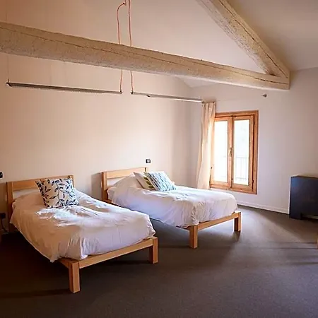 Farm House Szálloda *