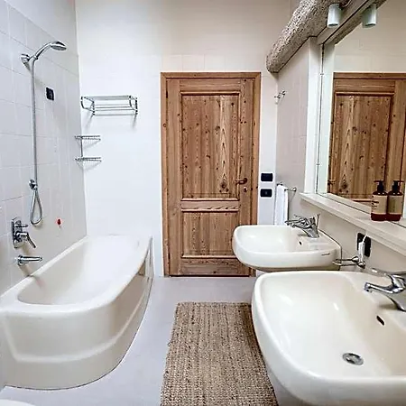 Farm House Hotel